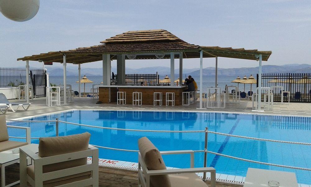 Ammos Aparthotel 2*